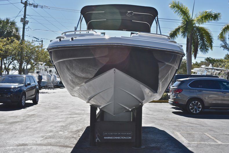 Thumbnail 2 for New 2018 Hurricane SunDeck SD 2400 OB boat for sale in West Palm Beach, FL