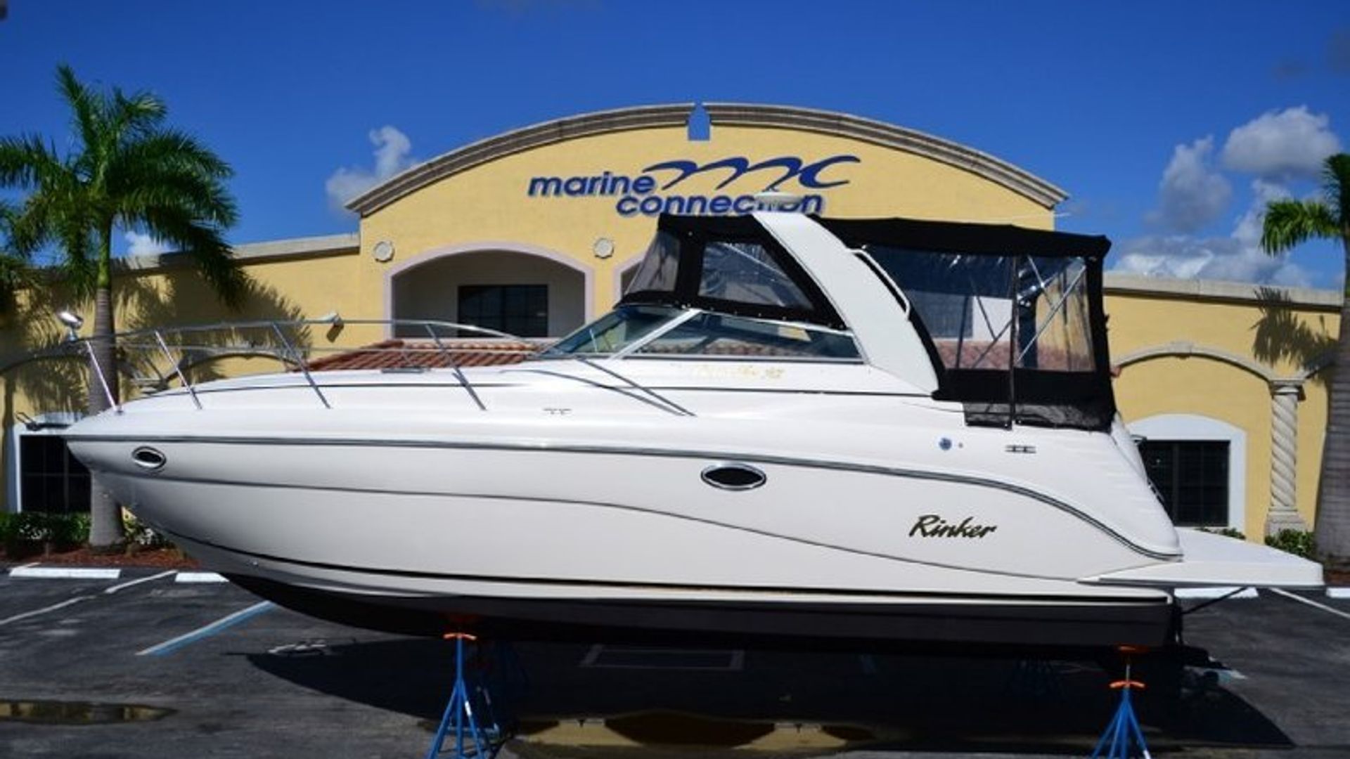 Used 2004 Rinker 312 Fiesta Vee #4548 image 1