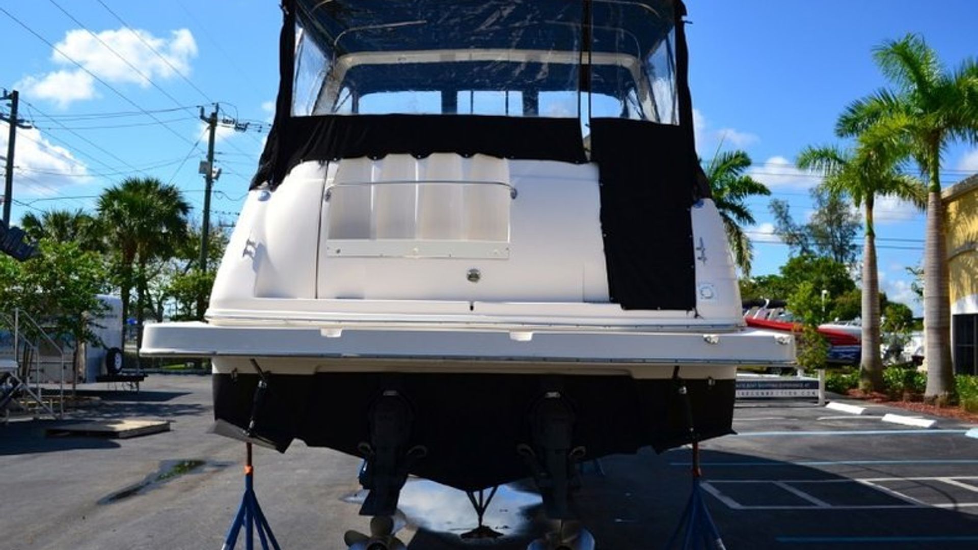 Used 2004 Rinker 312 Fiesta Vee #4548 image 3