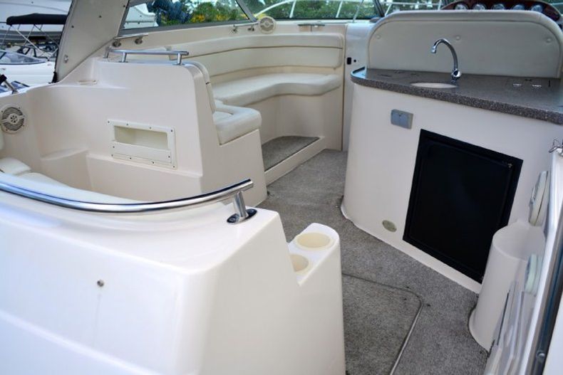 Thumbnail 58 for Used 2004 Rinker 312 Fiesta Vee boat for sale in West Palm Beach, FL