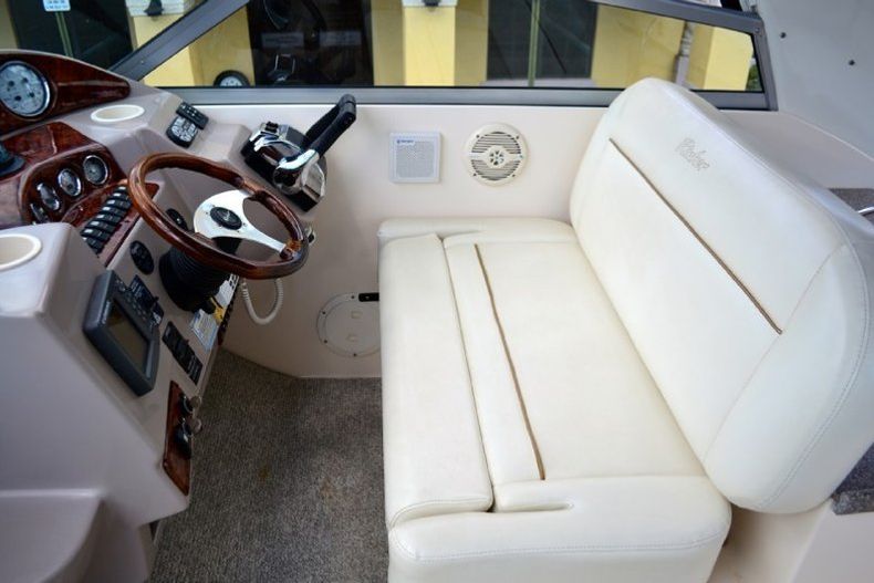 Thumbnail 56 for Used 2004 Rinker 312 Fiesta Vee boat for sale in West Palm Beach, FL