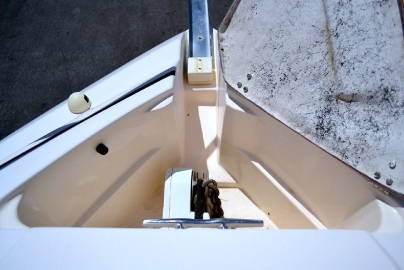 Thumbnail 91 for Used 2004 Rinker 312 Fiesta Vee boat for sale in West Palm Beach, FL