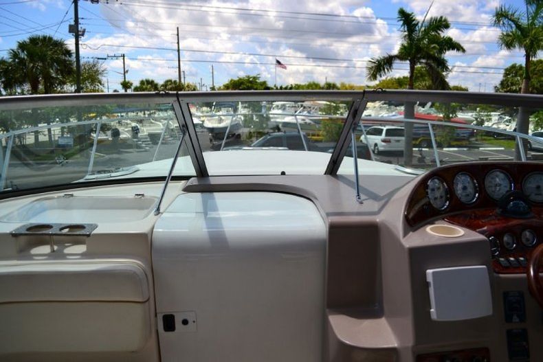 Thumbnail 85 for Used 2004 Rinker 312 Fiesta Vee boat for sale in West Palm Beach, FL