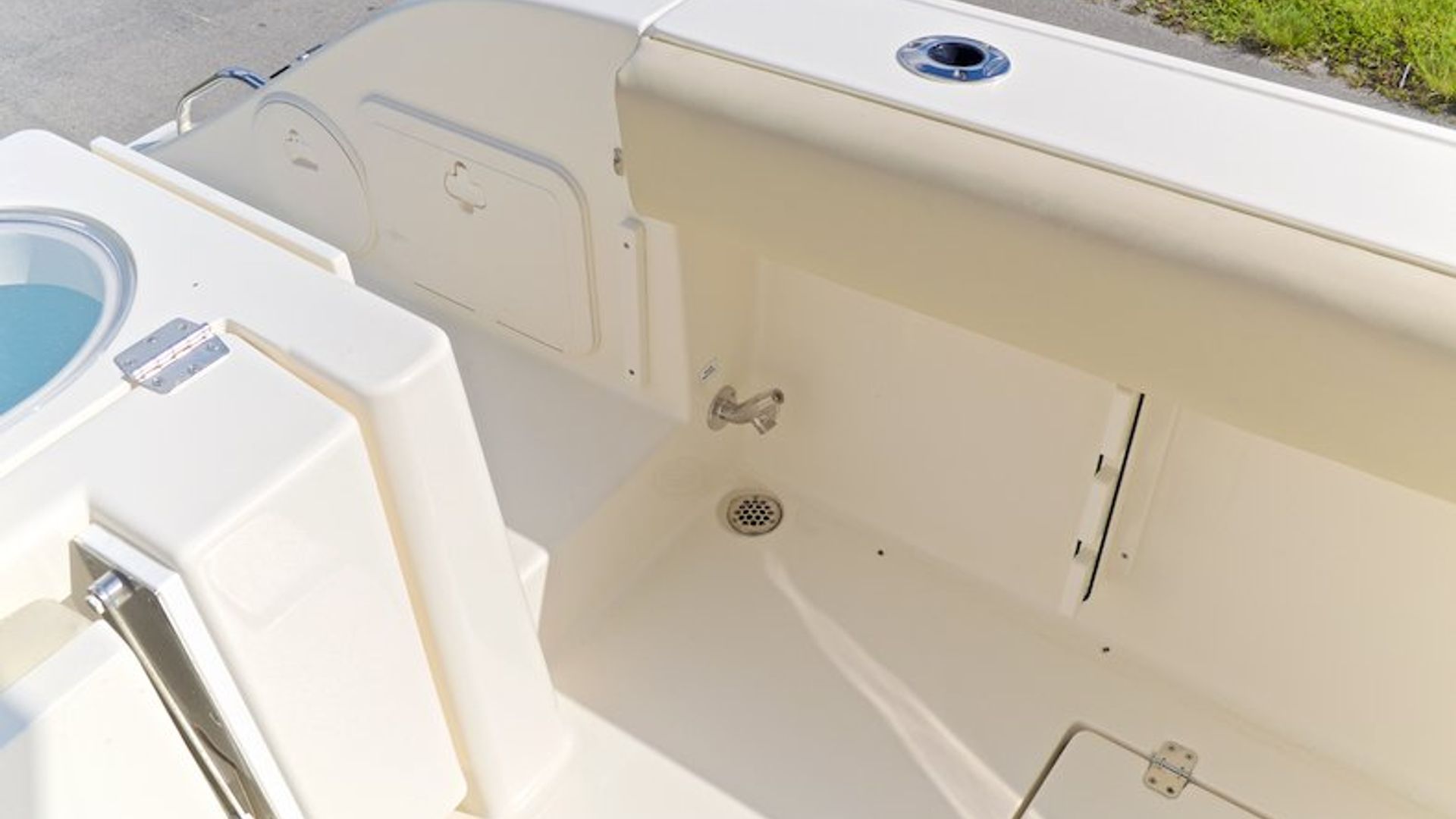 New 2015 Cobia 296 Center Console #N003 image 34