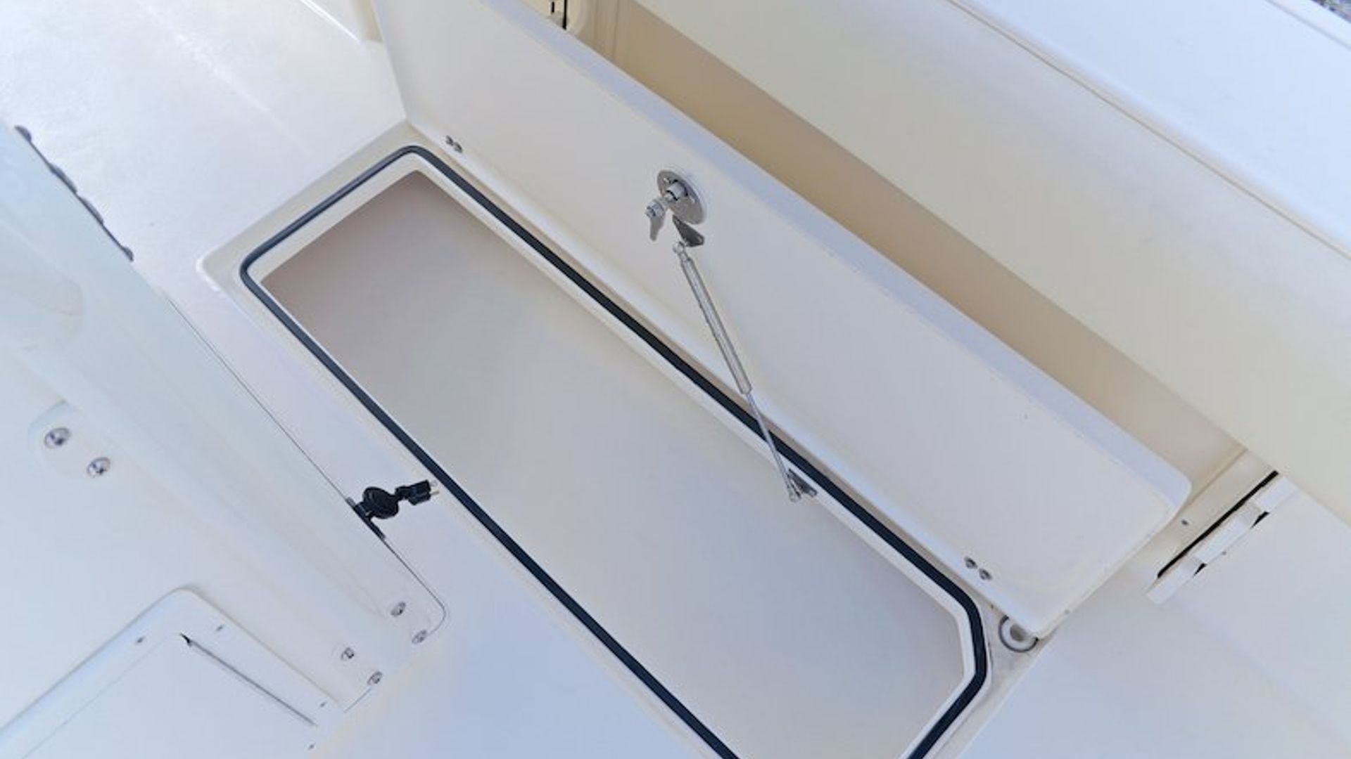 New 2015 Cobia 296 Center Console #N003 image 40