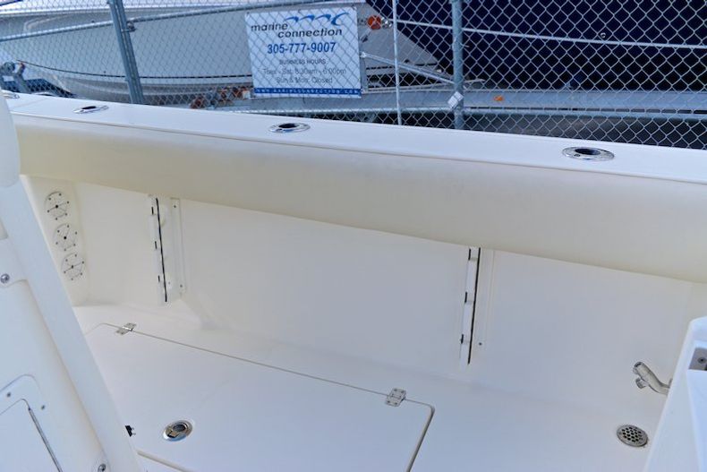 Thumbnail 40 for New 2015 Cobia 296 Center Console boat for sale in Vero Beach, FL