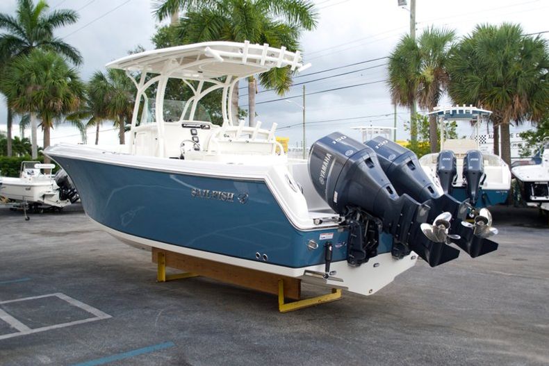 Thumbnail 5 for New 2015 Sailfish 270 CC Center Console boat for sale in West Palm Beach, FL
