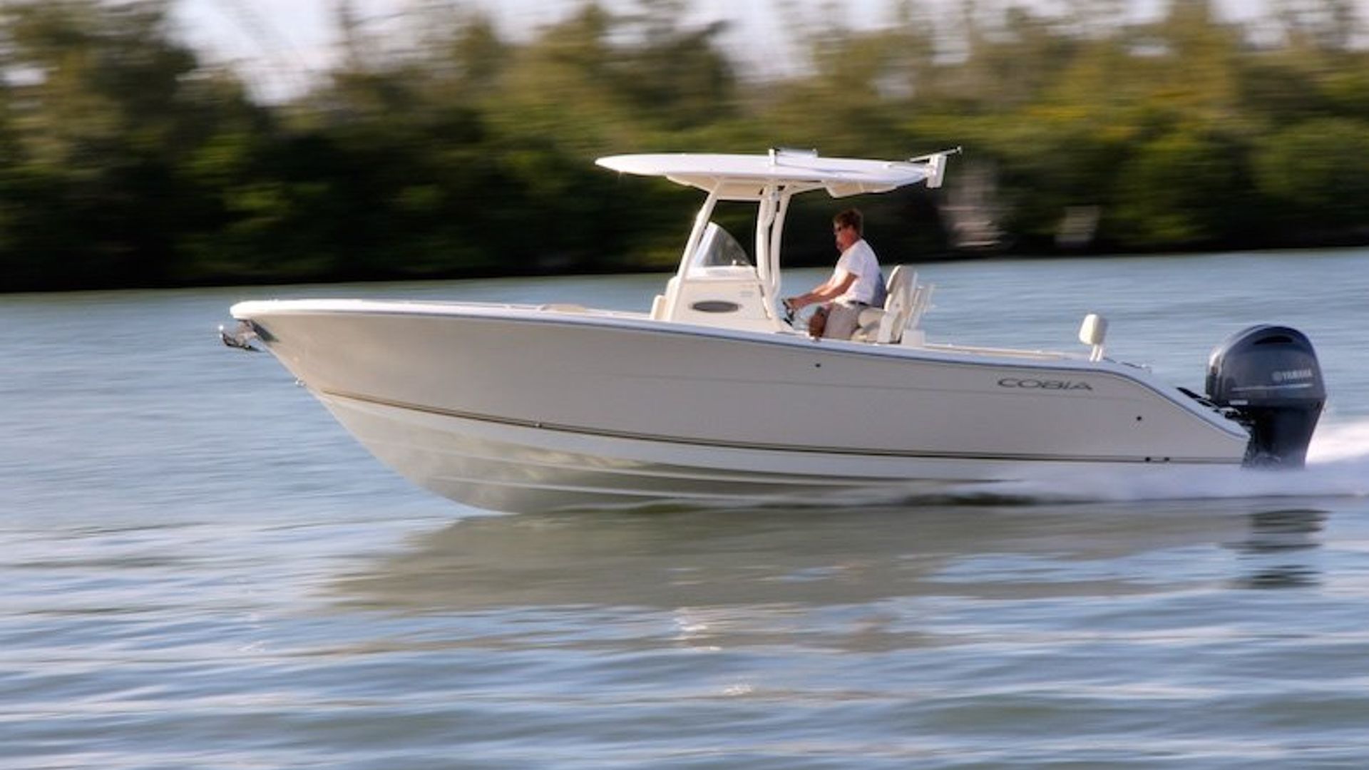 New 2015 Cobia 277 Center Console #W003 image 1