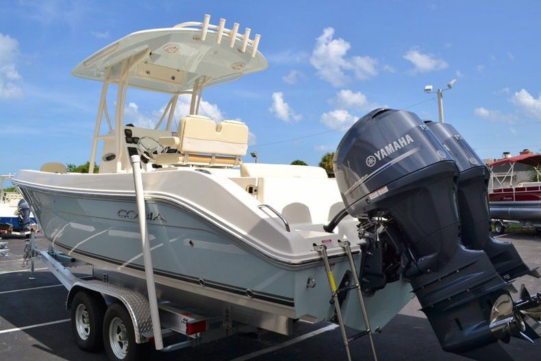 Thumbnail 4 for New 2015 Cobia 256 Center Console boat for sale in Vero Beach, FL