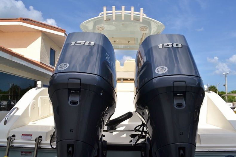 Thumbnail 5 for New 2015 Cobia 256 Center Console boat for sale in Vero Beach, FL