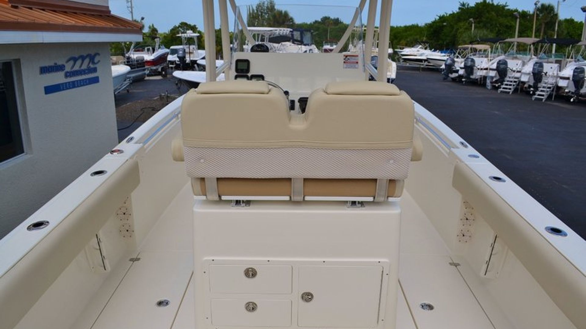 New 2015 Cobia 256 Center Console #K002 image 13