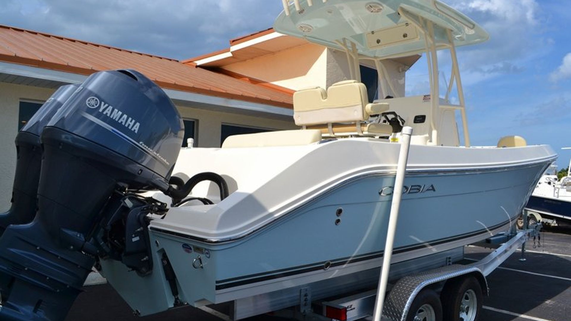 New 2015 Cobia 256 Center Console #K002 image 9