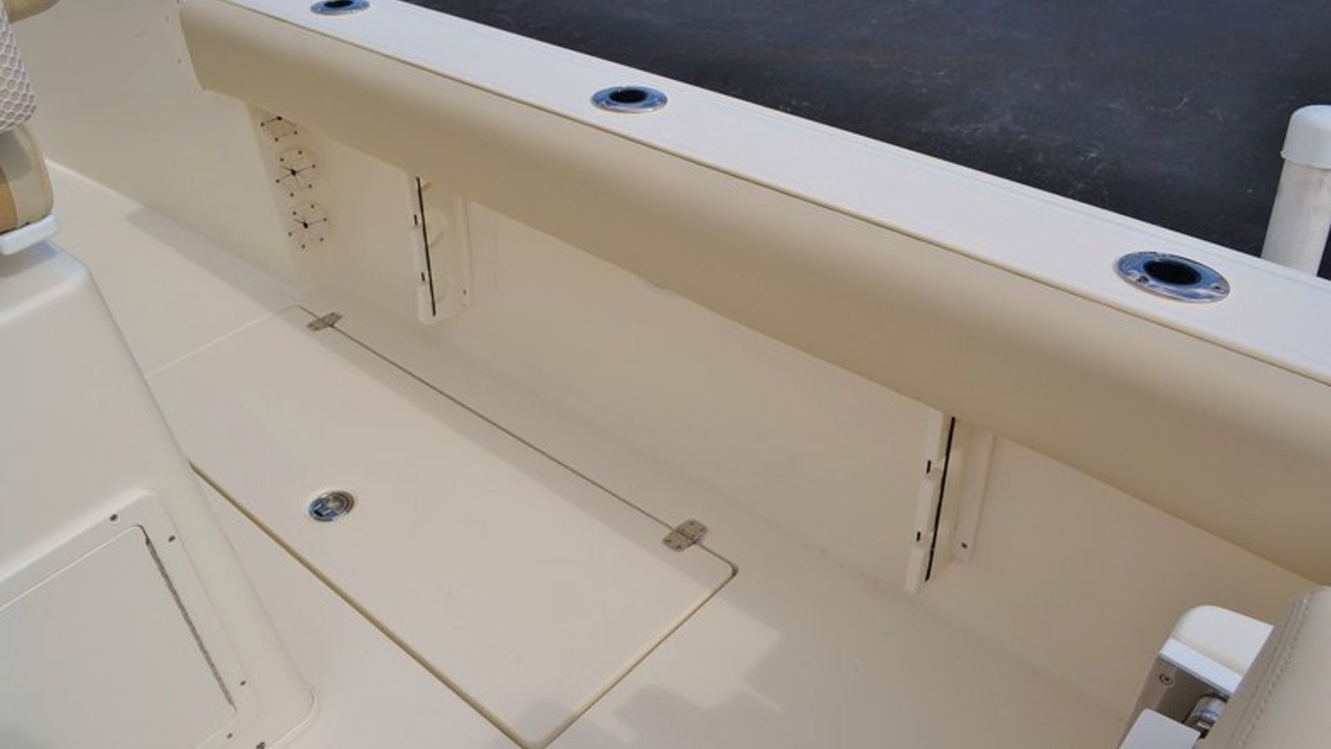 New 2015 Cobia 256 Center Console #K002 image 29