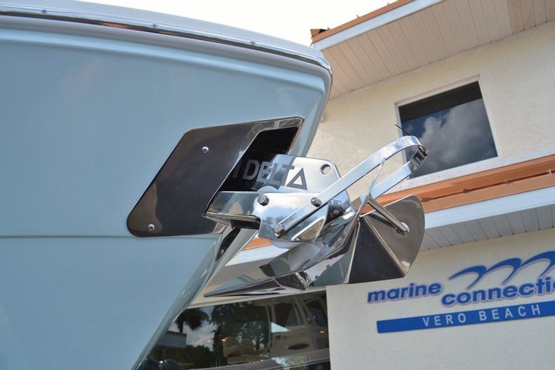 Thumbnail 31 for New 2015 Cobia 256 Center Console boat for sale in Vero Beach, FL