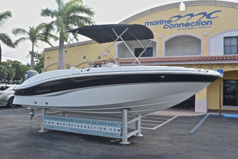 Thumbnail 1 for New 2017 Hurricane 203 SunDeck Sport OB boat for sale in West Palm Beach, FL