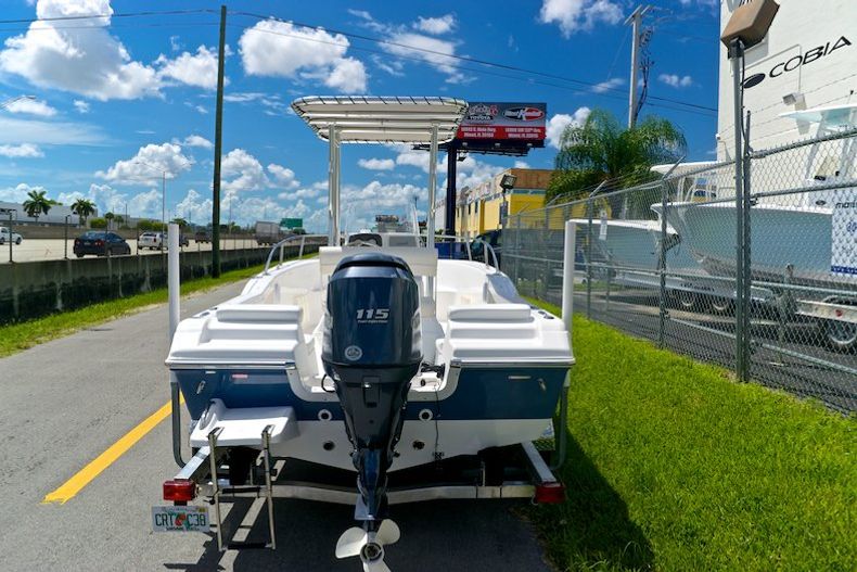Thumbnail 3 for Used 2014 Tidewater 180 CC Adventure Center Console boat for sale in Miami, FL