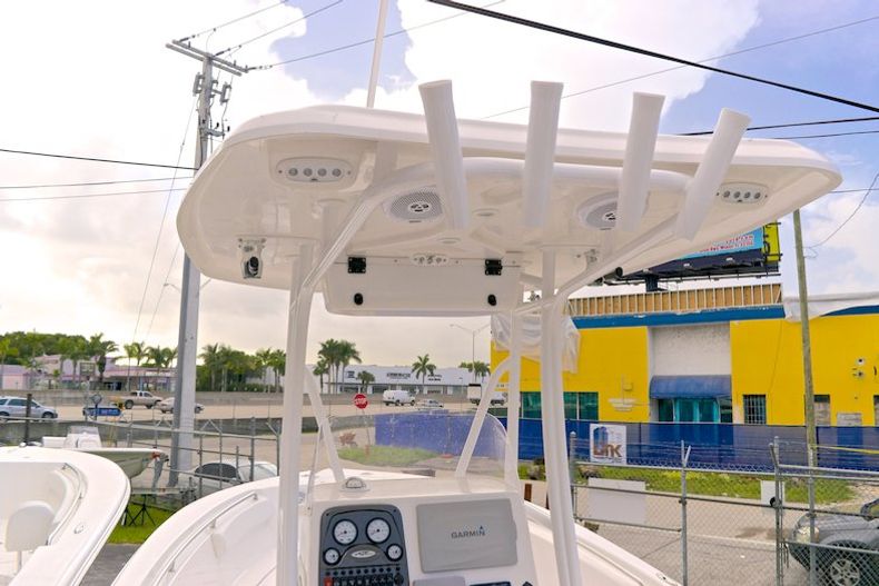 Thumbnail 4 for New 2014 Tidewater 216 CC Adventure Center Console boat for sale in Miami, FL