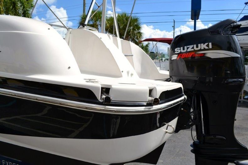 Thumbnail 21 for Used 2004 Starcraft Stardeck 2210 Aurora boat for sale in West Palm Beach, FL
