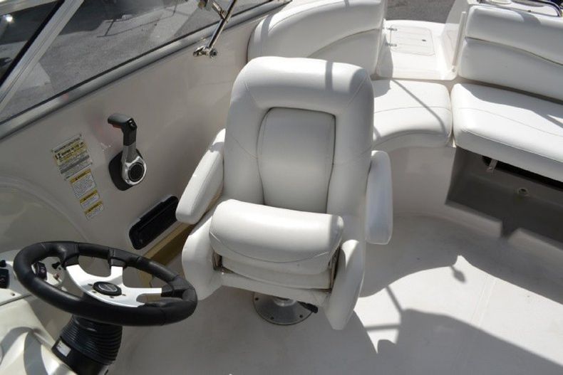Thumbnail 36 for Used 2004 Starcraft Stardeck 2210 Aurora boat for sale in West Palm Beach, FL