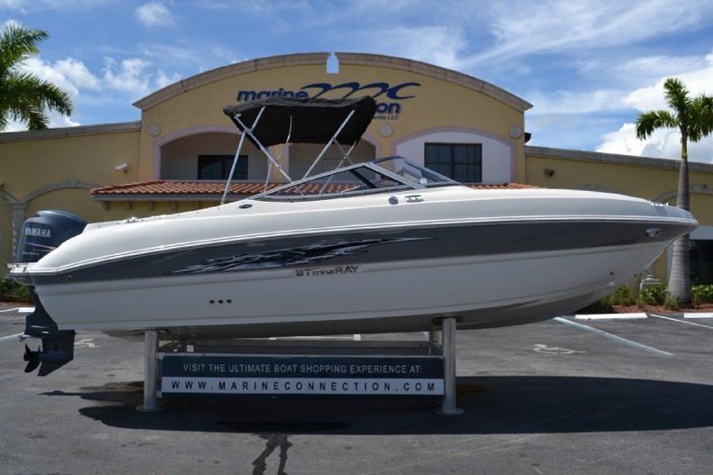 Thumbnail 20 for New 2013 Stingray 234 LR Outboard Bowrider boat for sale in West Palm Beach, FL