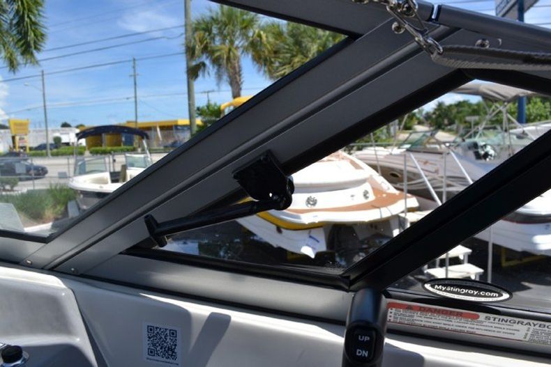 Thumbnail 52 for New 2013 Stingray 234 LR Outboard Bowrider boat for sale in West Palm Beach, FL