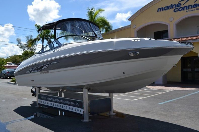 Thumbnail 79 for New 2013 Stingray 234 LR Outboard Bowrider boat for sale in West Palm Beach, FL