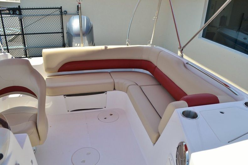 Thumbnail 18 for New 2014 Hurricane SunDeck Sport SS 188 OB boat for sale in West Palm Beach, FL