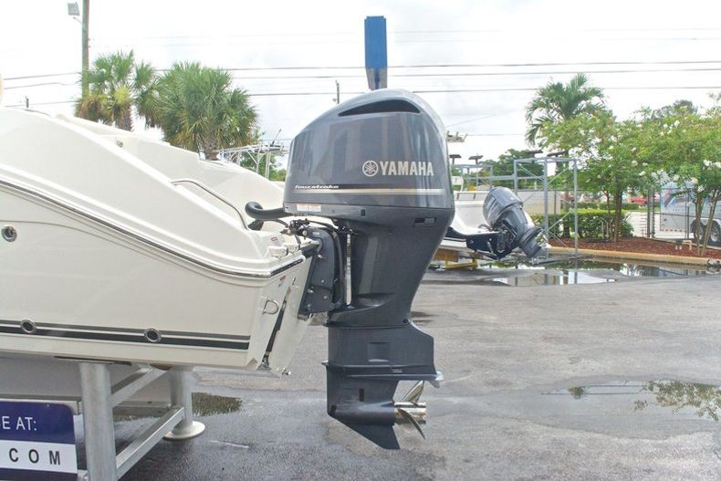 Thumbnail 11 for New 2013 Cobia 256 Center Console boat for sale in West Palm Beach, FL