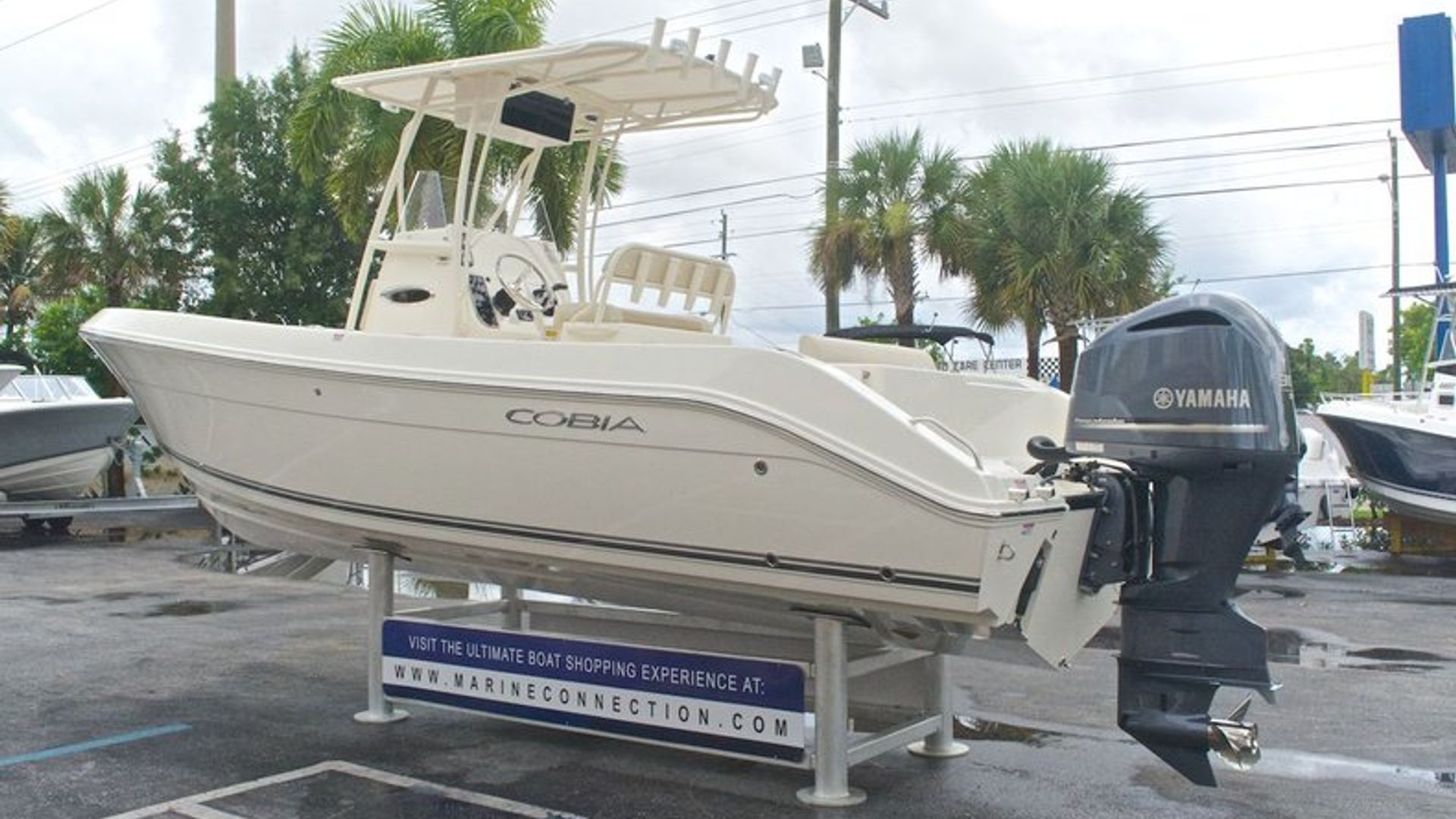 New 2013 Cobia 256 Center Console #K036 image 6