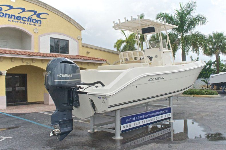 Thumbnail 7 for New 2013 Cobia 256 Center Console boat for sale in West Palm Beach, FL