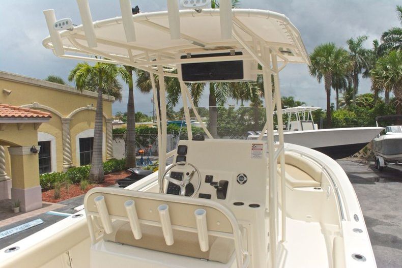 Thumbnail 21 for New 2013 Cobia 256 Center Console boat for sale in West Palm Beach, FL