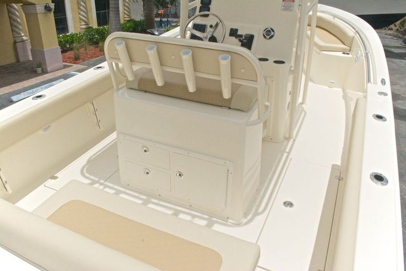 Thumbnail 22 for New 2013 Cobia 256 Center Console boat for sale in West Palm Beach, FL