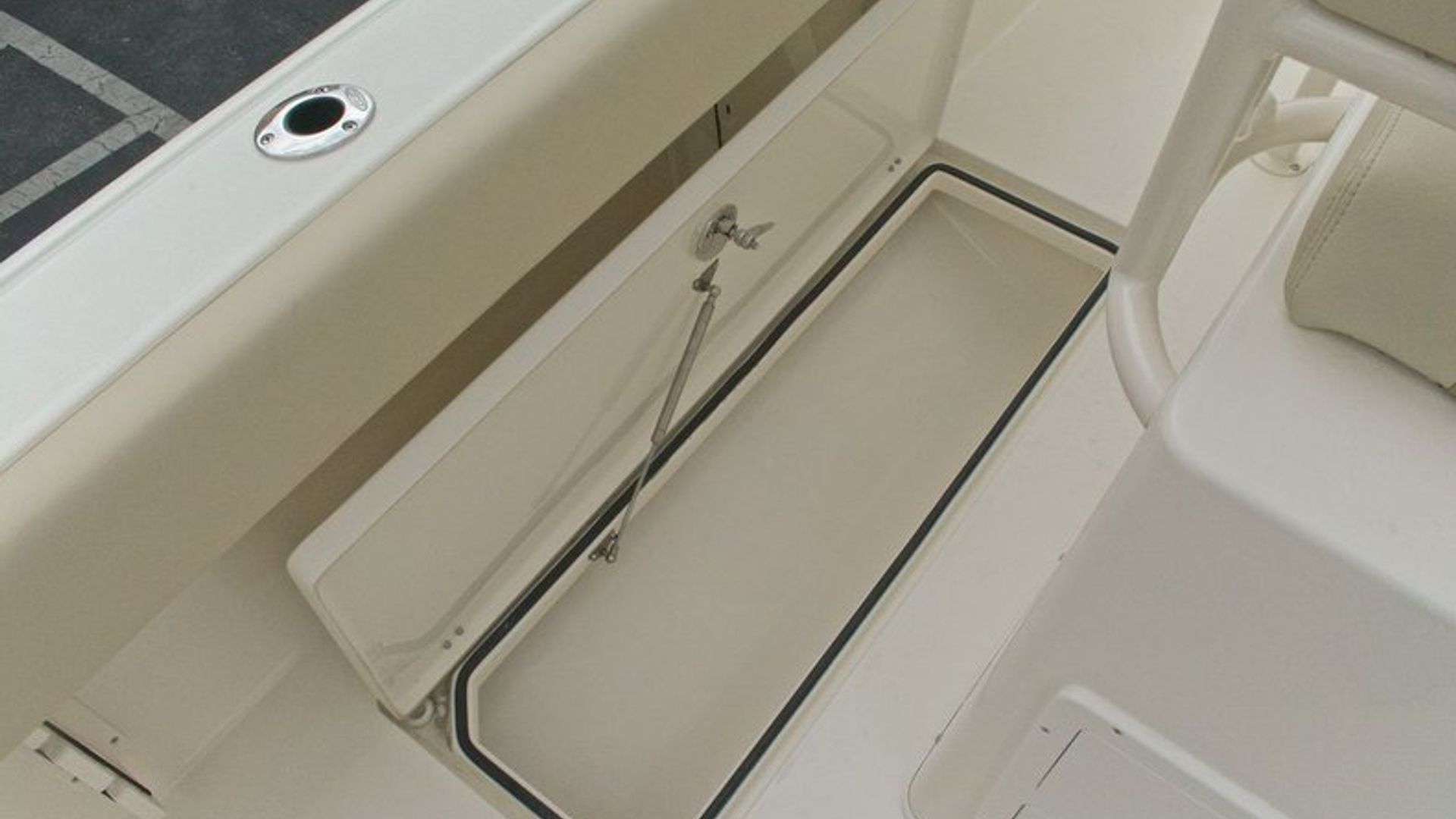 New 2013 Cobia 256 Center Console #K036 image 39