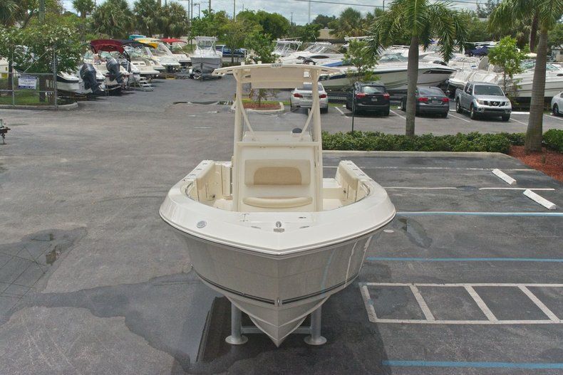 Thumbnail 83 for New 2013 Cobia 256 Center Console boat for sale in West Palm Beach, FL