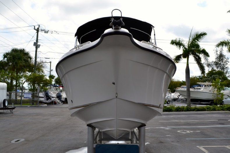 Thumbnail 4 for Used 2005 Seaswirl 2101 Dual Console OB boat for sale in West Palm Beach, FL