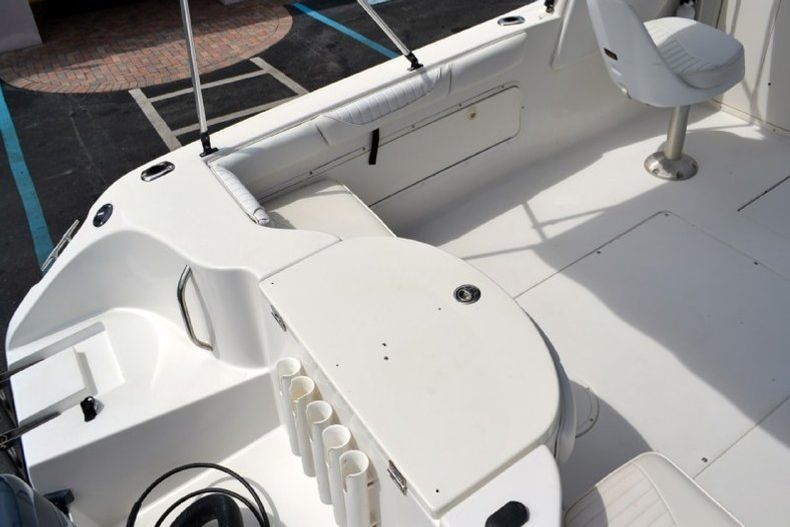 Thumbnail 42 for Used 2005 Seaswirl 2101 Dual Console OB boat for sale in West Palm Beach, FL