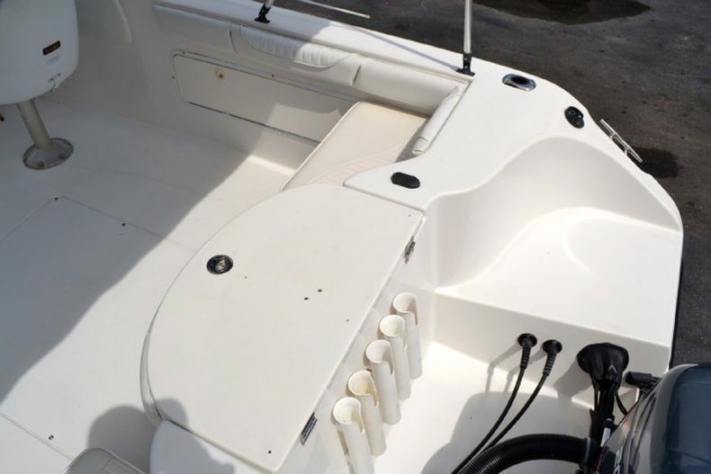 Thumbnail 44 for Used 2005 Seaswirl 2101 Dual Console OB boat for sale in West Palm Beach, FL
