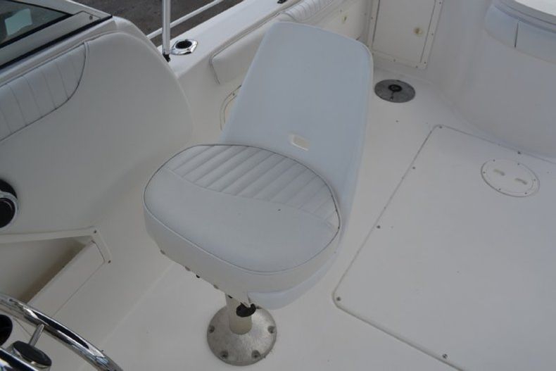 Thumbnail 57 for Used 2005 Seaswirl 2101 Dual Console OB boat for sale in West Palm Beach, FL
