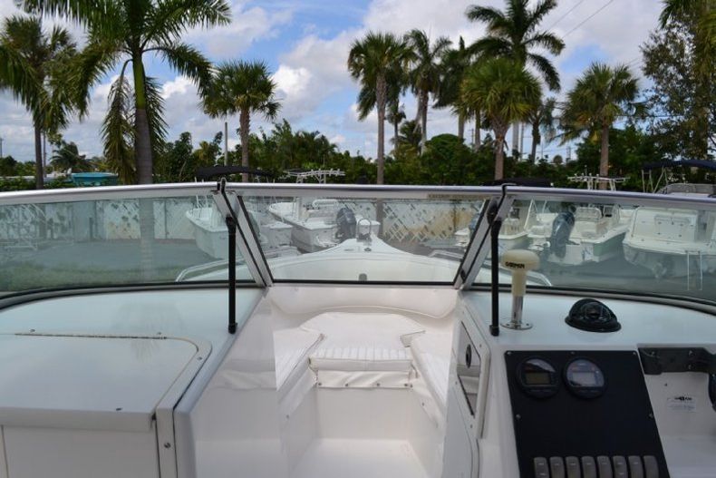 Thumbnail 70 for Used 2005 Seaswirl 2101 Dual Console OB boat for sale in West Palm Beach, FL