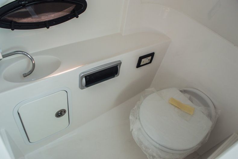 Thumbnail 37 for New 2015 Hurricane SunDeck SD 2400 OB boat for sale in West Palm Beach, FL