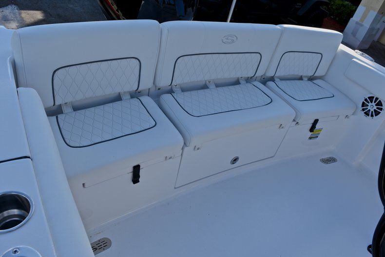 Thumbnail 10 for New 2018 Sportsman Heritage 231 Center Console boat for sale in West Palm Beach, FL
