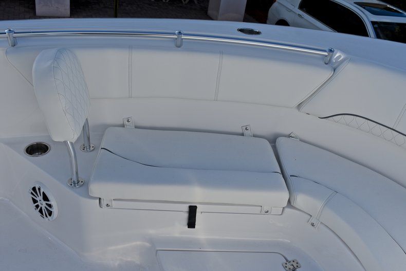 Thumbnail 44 for New 2018 Sportsman Heritage 231 Center Console boat for sale in West Palm Beach, FL
