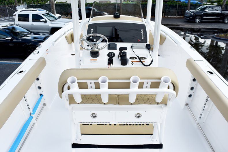Thumbnail 12 for New 2019 Sportsman Heritage 231 Center Console boat for sale in West Palm Beach, FL