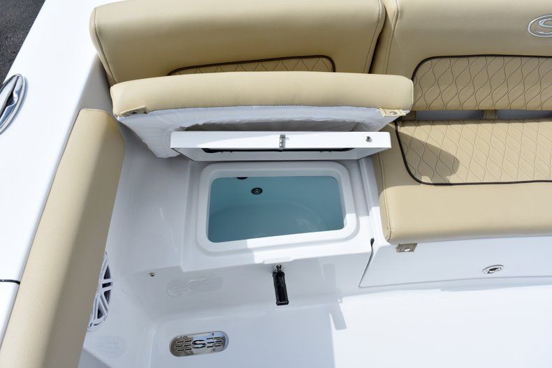 Thumbnail 14 for New 2019 Sportsman Heritage 231 Center Console boat for sale in West Palm Beach, FL