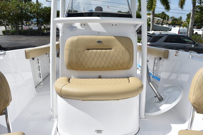 Thumbnail 46 for New 2019 Sportsman Heritage 231 Center Console boat for sale in West Palm Beach, FL