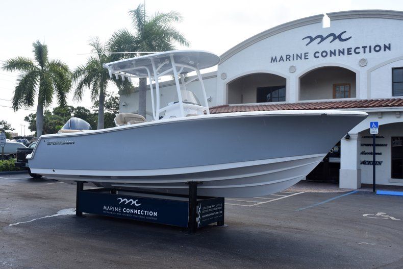 Thumbnail 1 for New 2019 Sportsman Heritage 231 Center Console boat for sale in Fort Lauderdale, FL