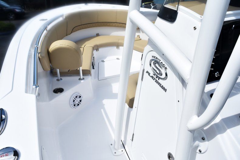 Thumbnail 40 for New 2019 Sportsman Heritage 231 Center Console boat for sale in Fort Lauderdale, FL