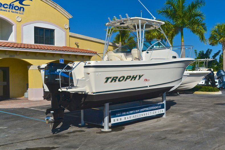 Thumbnail 9 for Used 2003 Trophy 2302 Walk Around boat for sale in West Palm Beach, FL