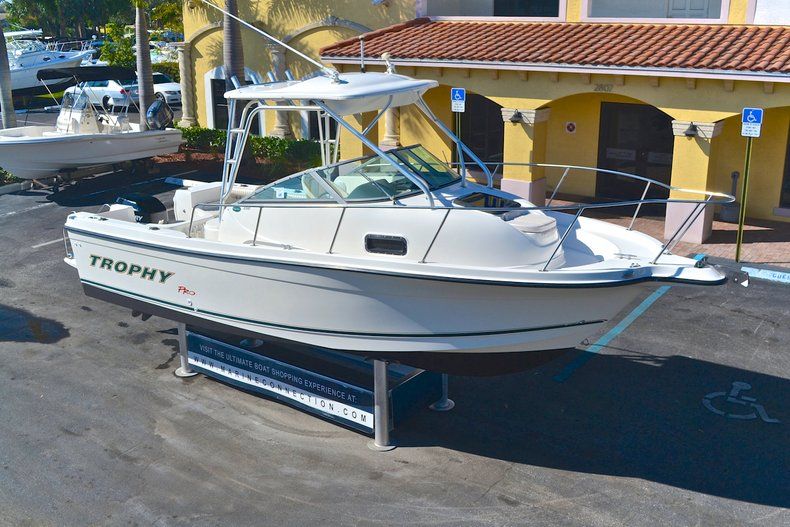 Thumbnail 106 for Used 2003 Trophy 2302 Walk Around boat for sale in West Palm Beach, FL