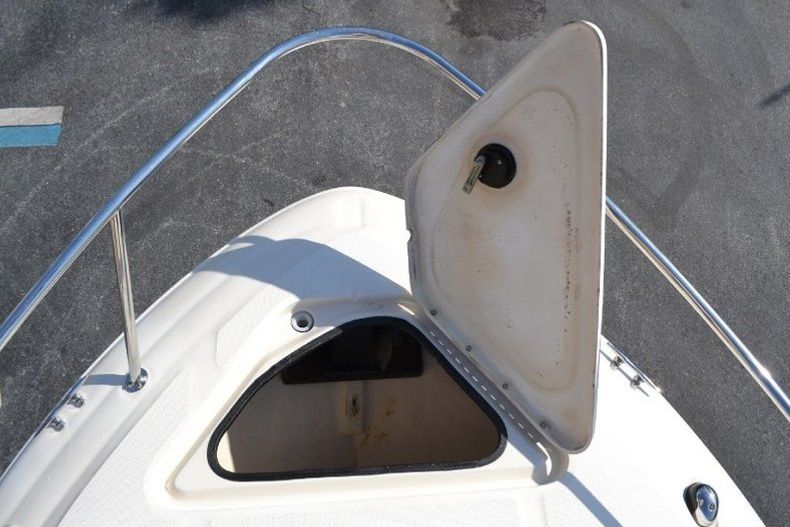 Thumbnail 52 for Used 2003 Sea Ray 225 Weekender boat for sale in West Palm Beach, FL